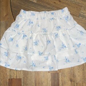 White Floral Ruffle Mini Skort